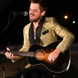 Chase Bryant performed a few of his hits, plus some Christmas tunes, at the lighting ceremony.