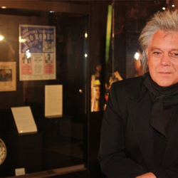 Singer-songwriter Marty Stuart