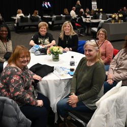 "General Hospital" fans formed new friendships at the weekend.